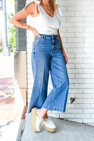 Nori Clean Cropped Wide Leg Jeans