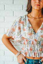 Load image into Gallery viewer, Take It Or Leaf It Floral Print Top
